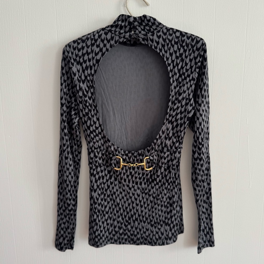 Moda International Top